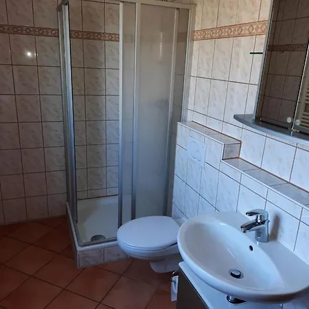 C & R Leuci Zimmervermietung הנובר