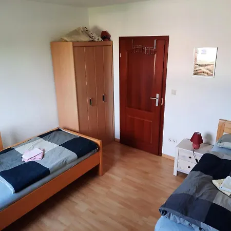 C & R Leuci Zimmervermietung בית הארחה הנובר