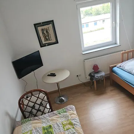 C & R Leuci Zimmervermietung * הנובר