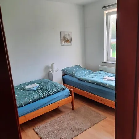 C & R Leuci Zimmervermietung Πανσιόν